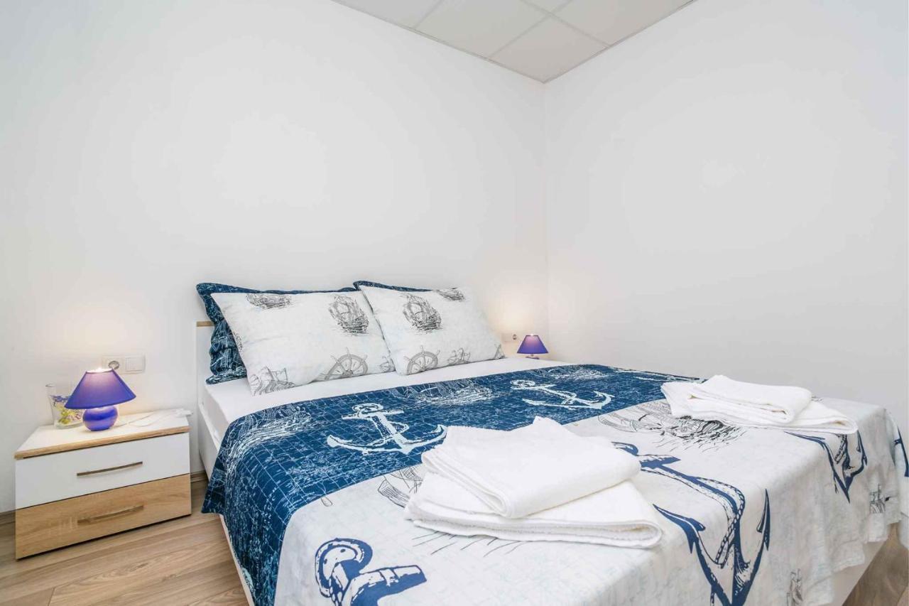 Apartments In Cizici/Insel Krk 31083 외부 사진