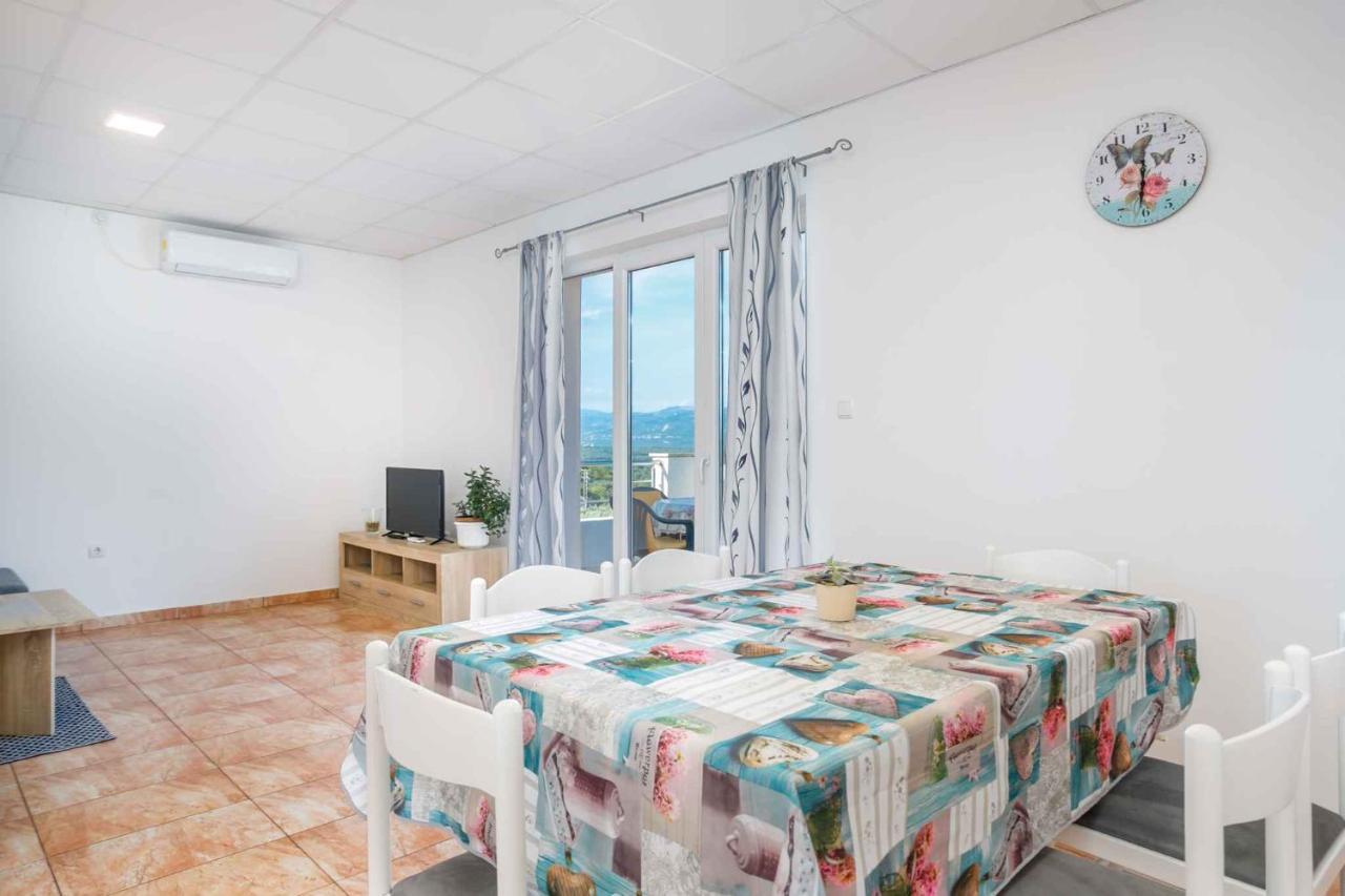 Apartments In Cizici/Insel Krk 31083 외부 사진
