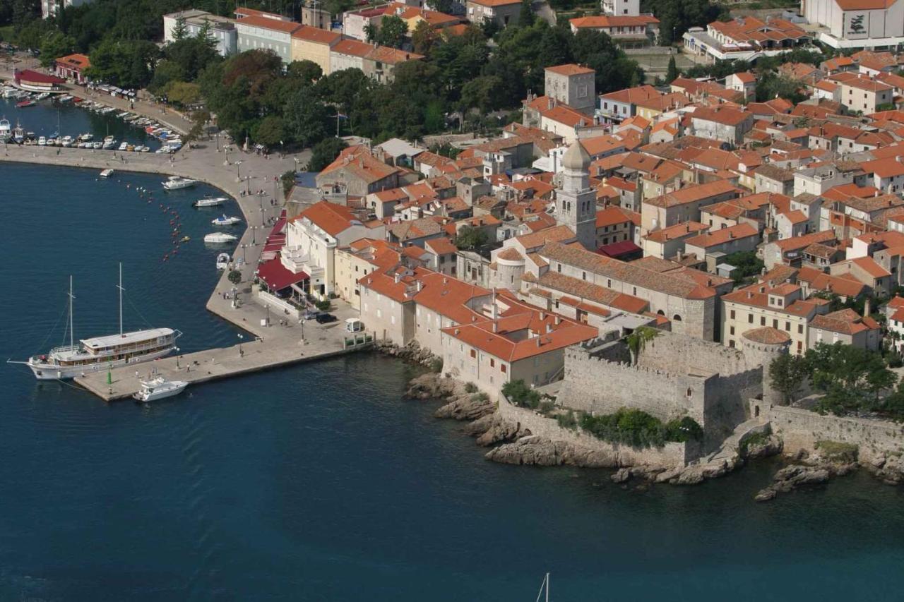 Apartments In Cizici/Insel Krk 31083 외부 사진
